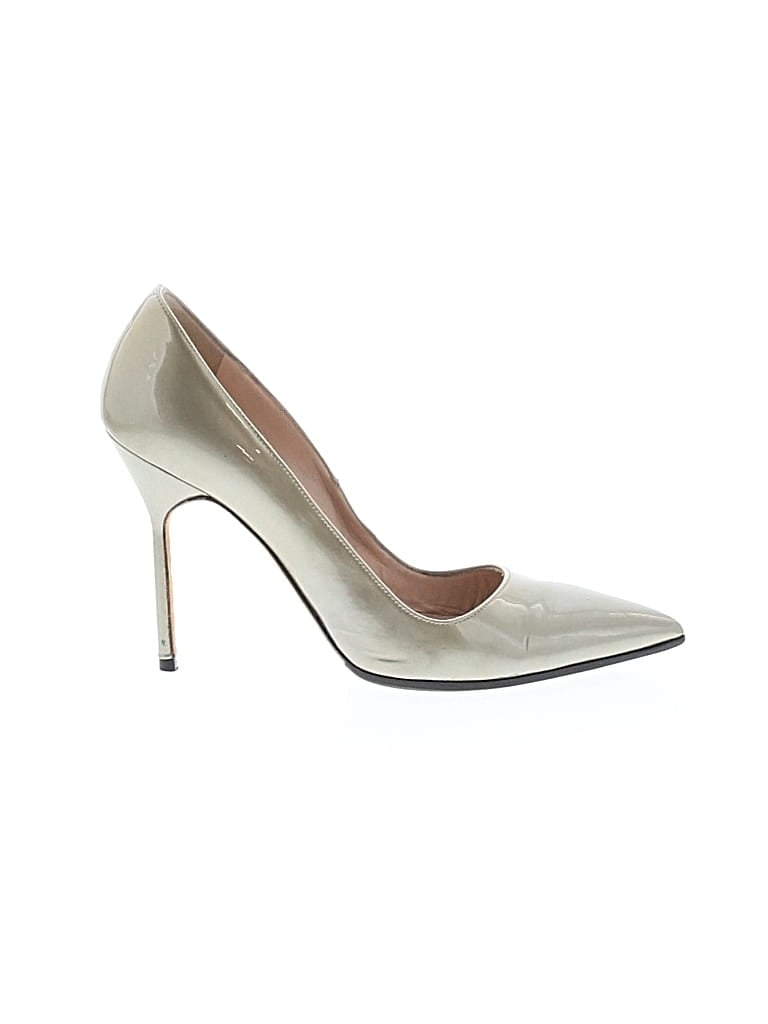 Pre-owned Manolo Blahnik Heels In Gray