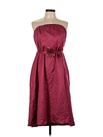 Banana Republic Cocktail Dress (view 1)