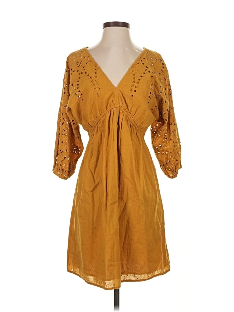 LOVESTITCH Pre-owned Casual Dress In Gold