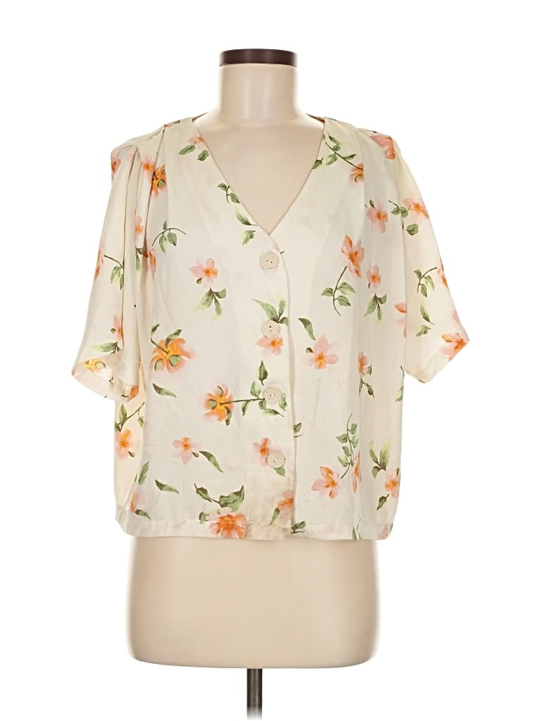 Click to view more detailed imagery on our partner's website Pre-owned Elodie Short Sleeve Blouse In White