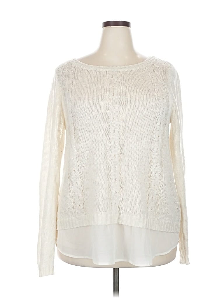 Pre-owned Torrid Pullover Sweater In White