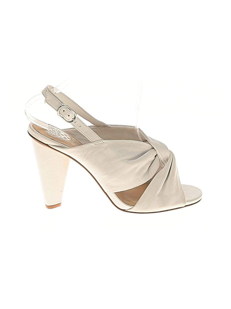 Pre-owned Vince Camuto Sandals In White
