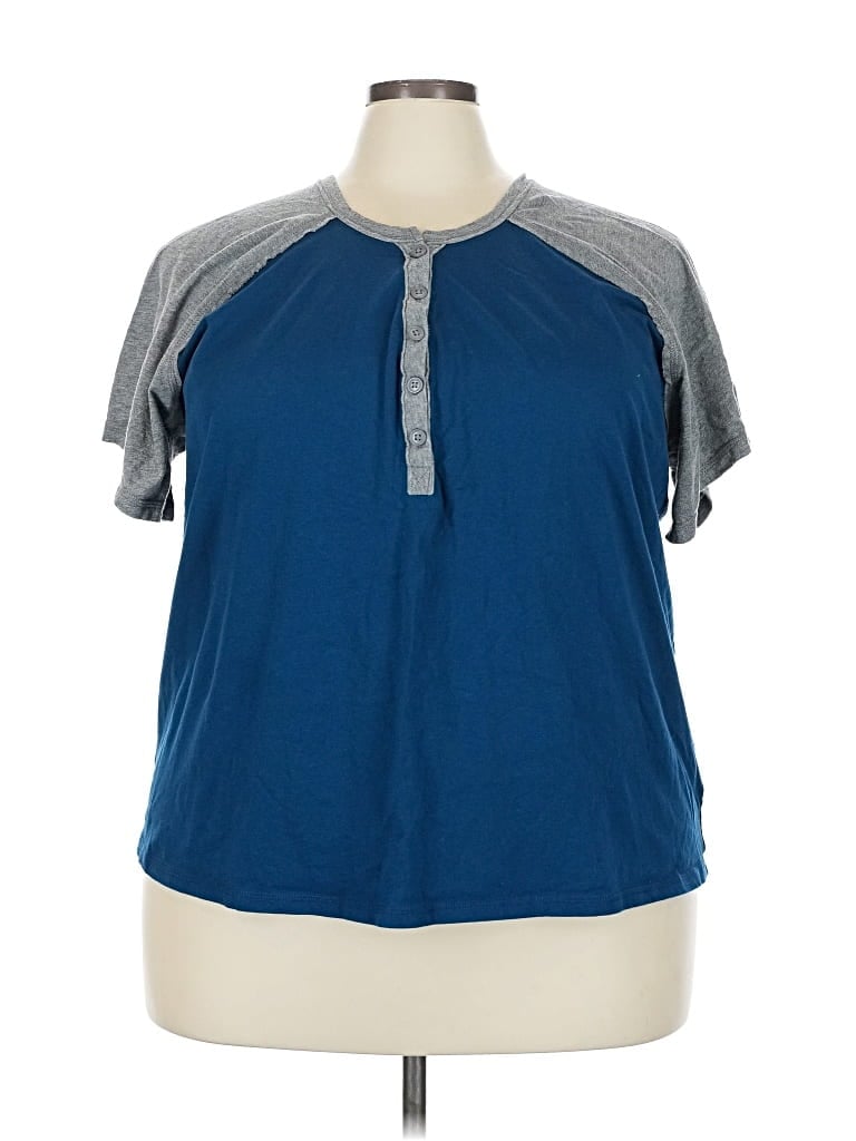 Pre-owned Torrid Short Sleeve Henley Shirt In Blue