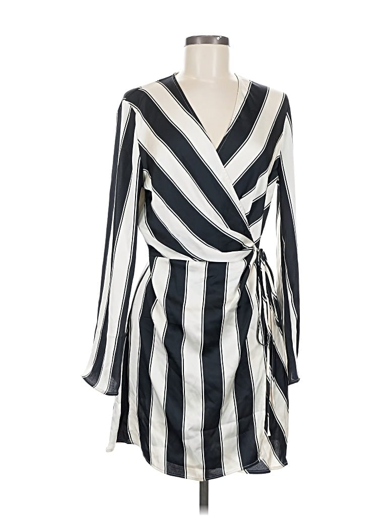 Pre-owned H&m Casual Dress In White