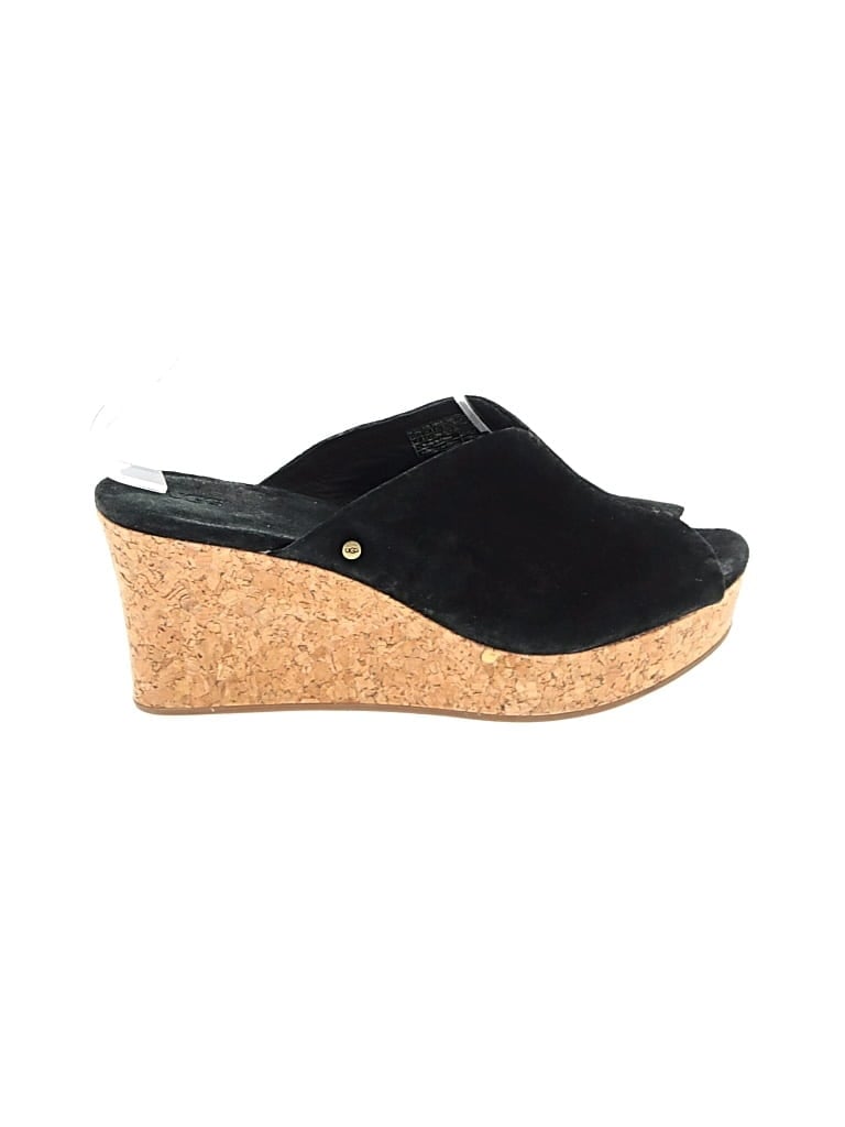 Pre-owned Ugg Wedges In Black