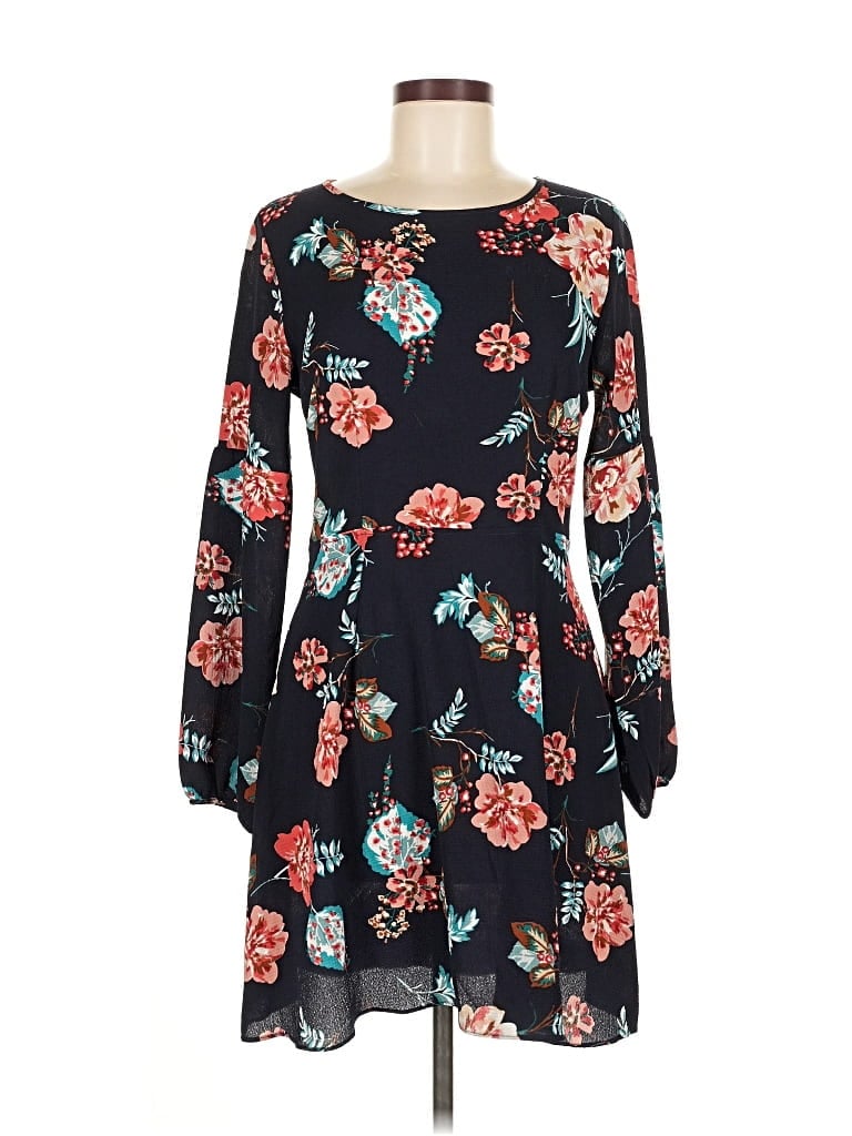 Pre-owned Boohoo Casual Dress In Black