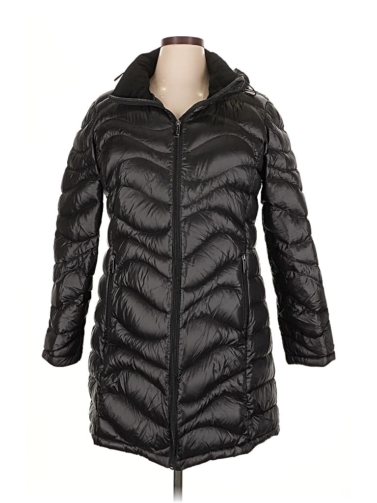 Pre-owned Andrew Marc Coat In Black