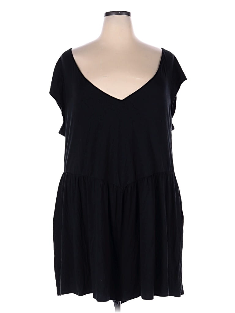 Click to view more detailed imagery on our partner's website Pre-owned Wild Fable Romper In Black