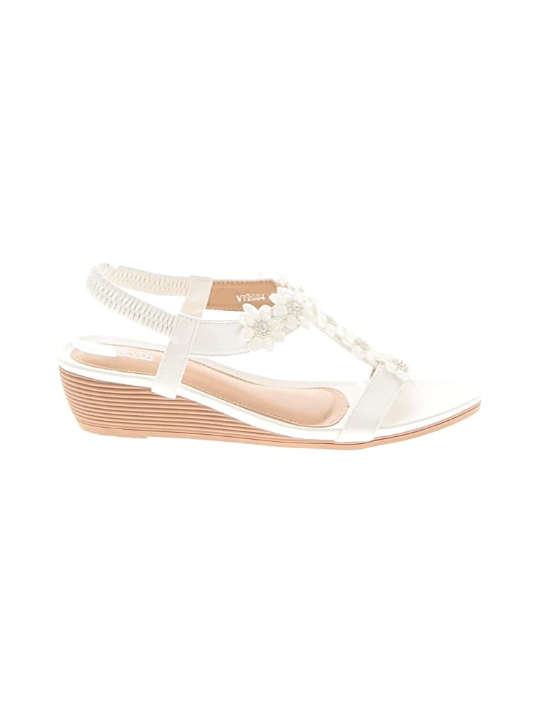 Pre-owned Shibever Sandals In White