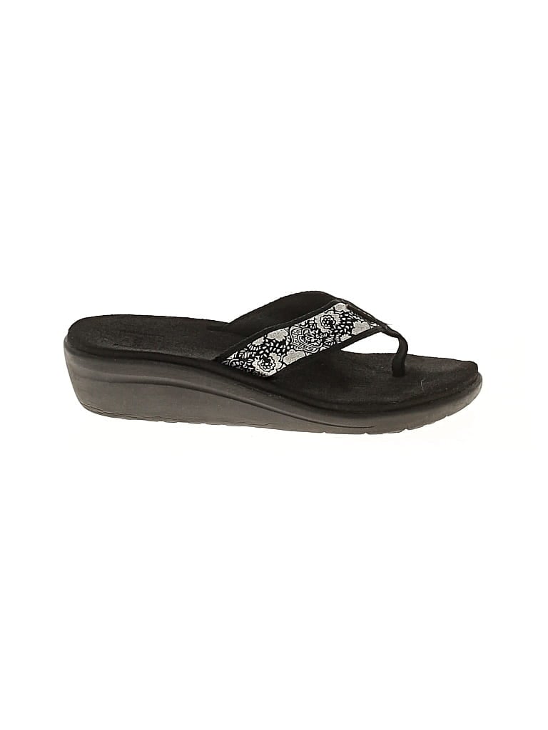 Pre-owned Teva Sandals In Black