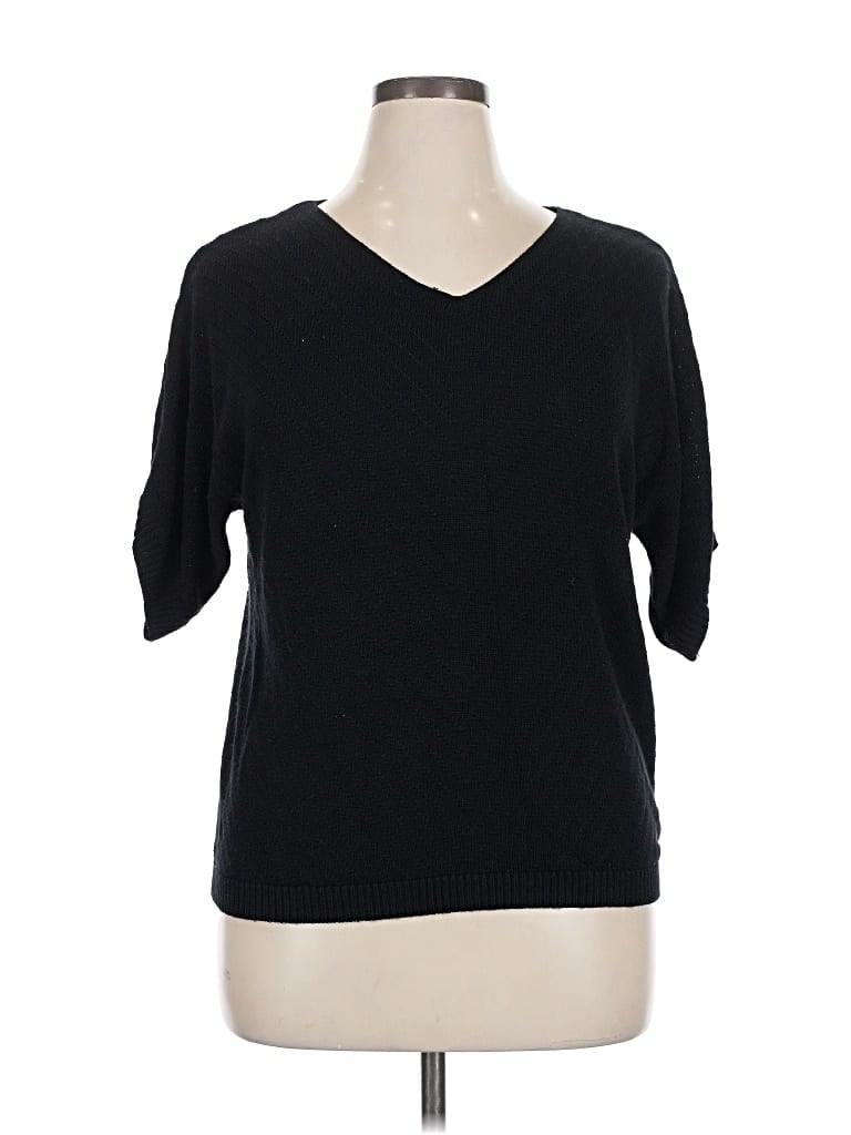 Pre-owned Dokotoo Pullover Sweater In Black