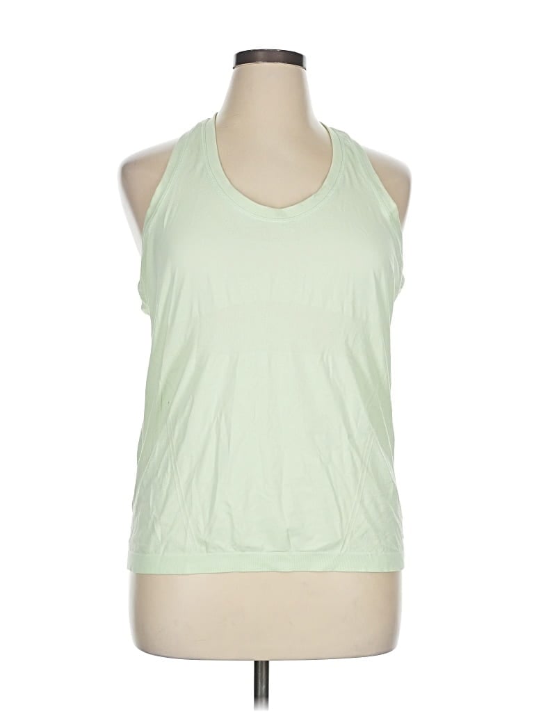 Pre-owned Athleta Sleeveless T-shirt In Green