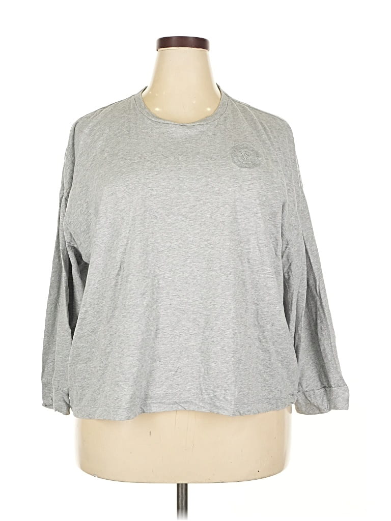 Pre-owned Victoria's Secret 3/4 Sleeve T-shirt In Silver