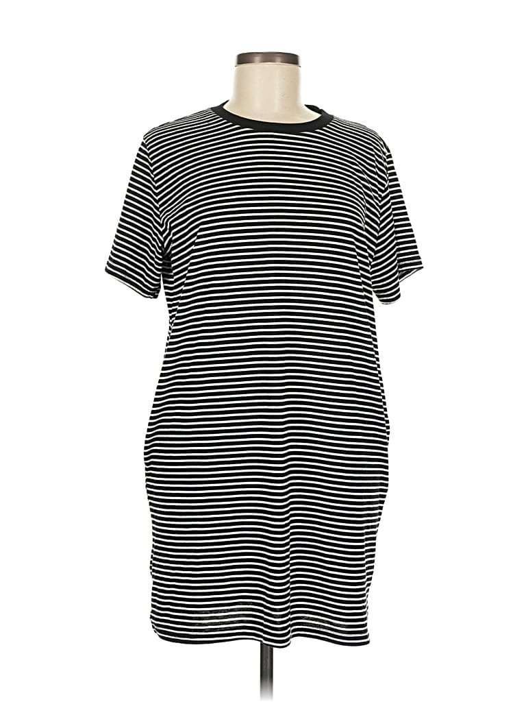 Pre-owned Cotton Emporium Short Sleeve T-shirt In Black