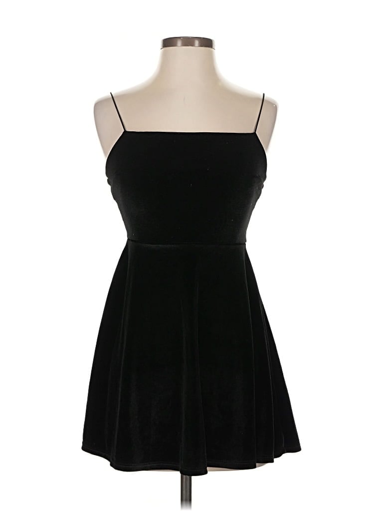 Pre-owned Urban Outfitters Cocktail Dress In Black