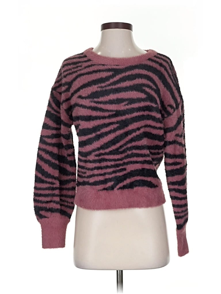 Express Pullover Sweater In Pink