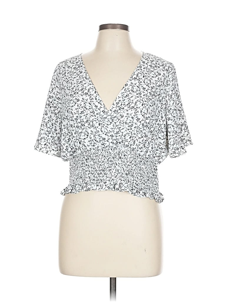 Pre-owned Melrose And Market Short Sleeve Blouse In Silver