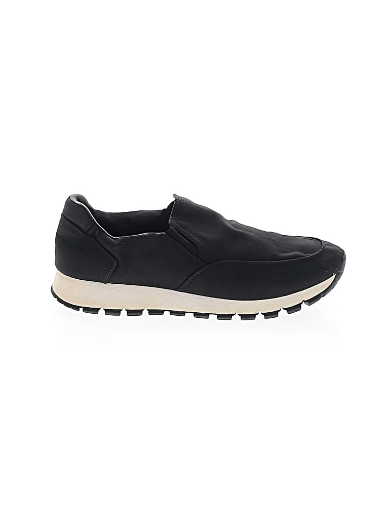 Pre-owned Prada Sneakers In Black