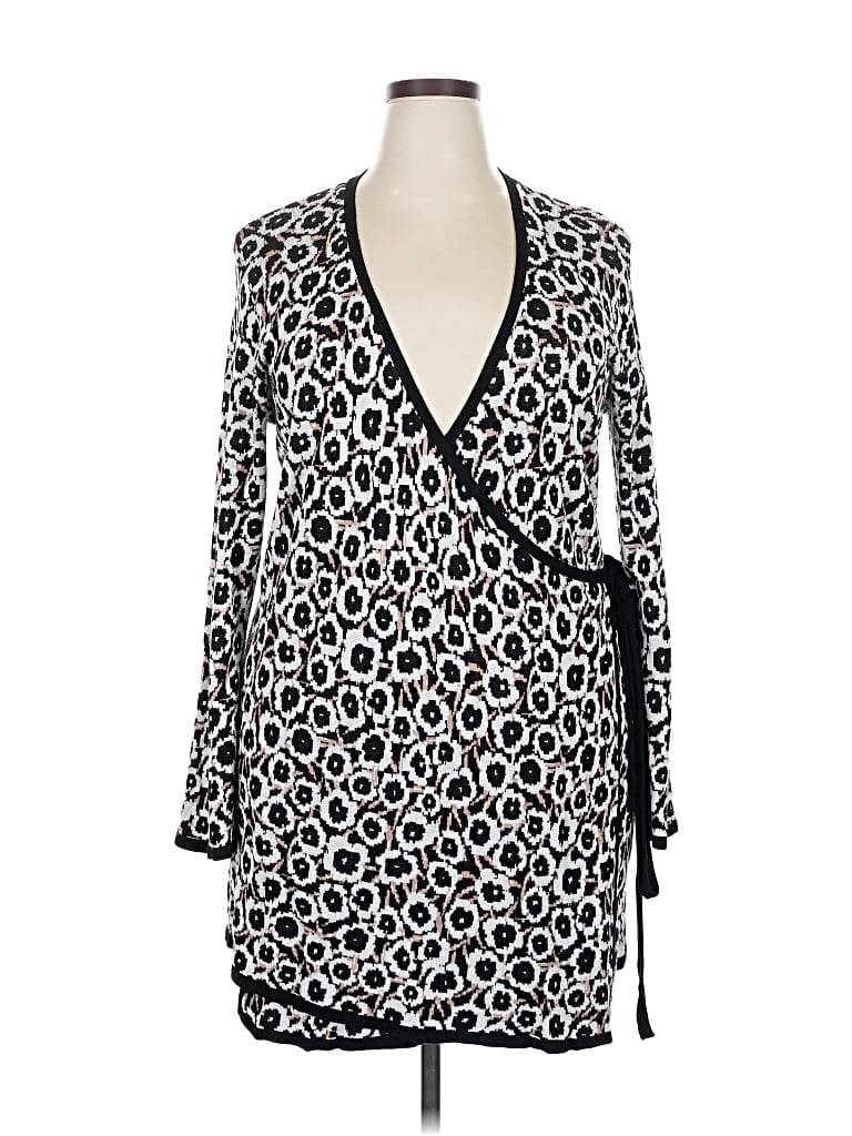 Pre-owned Diane Von Furstenburg For Target Kimono In Black