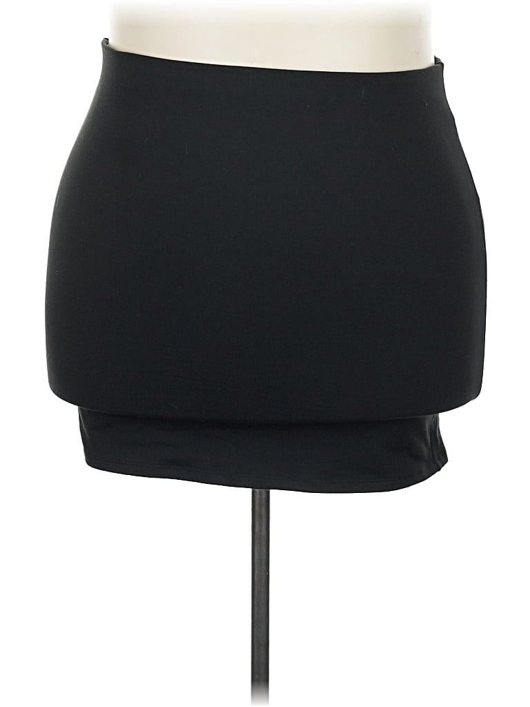 Pre-owned Yitty Casual Skirt In Black
