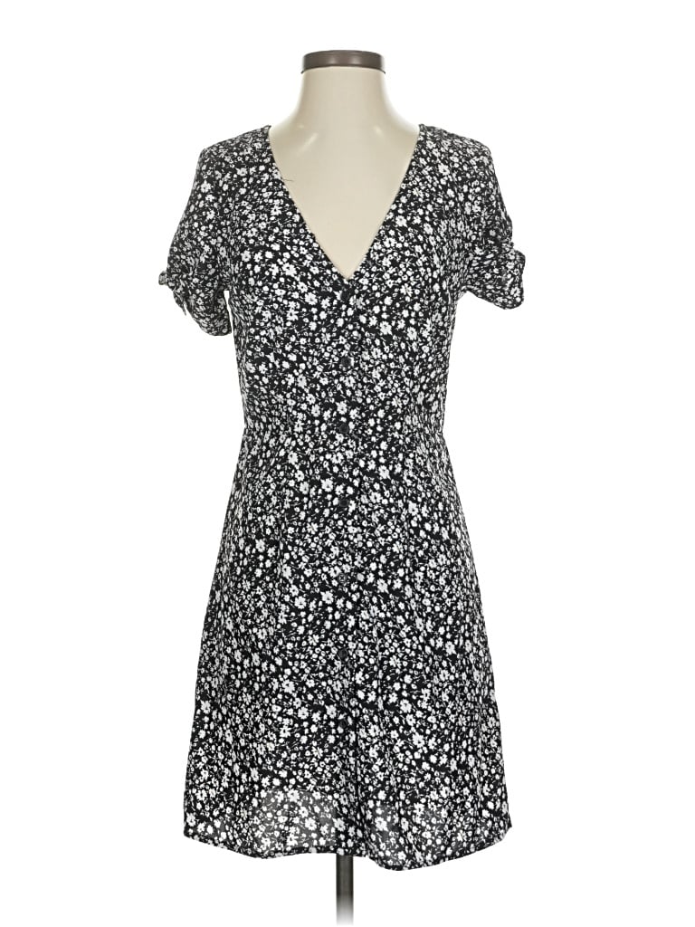 Pre-owned Modcloth Casual Dress In Black