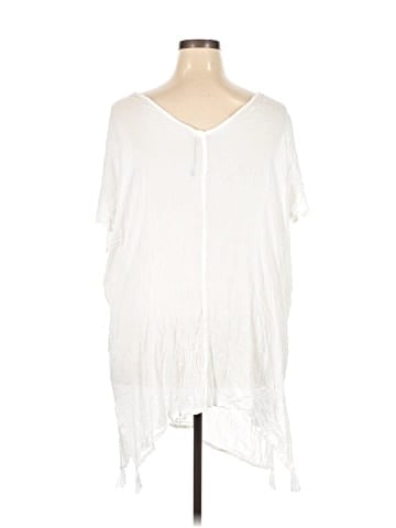 BoHo Me Sleeveless Blouse (view 2)