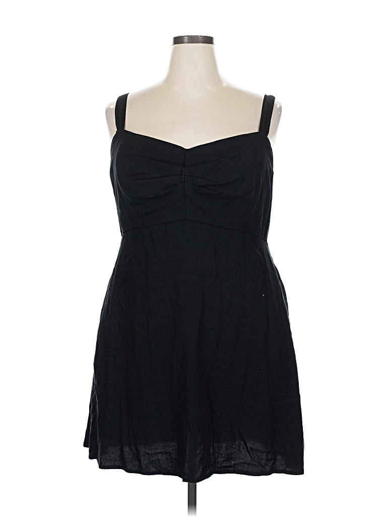 Pre-owned Old Navy Cocktail Dress In Black