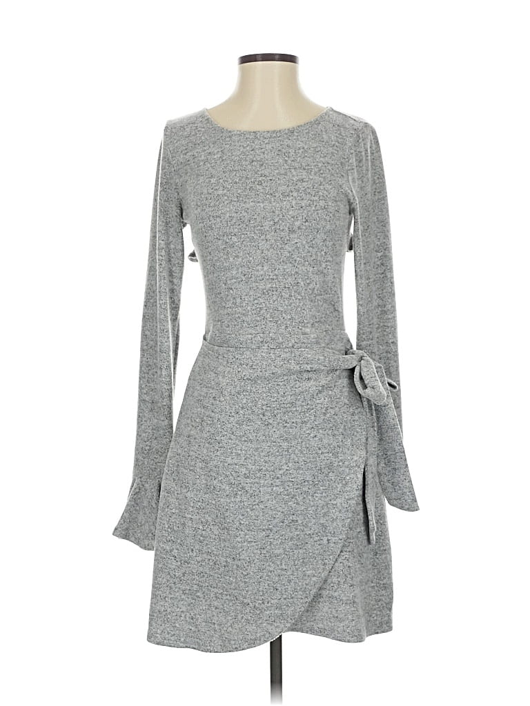 Pre-owned Lulus Casual Dress In Gray