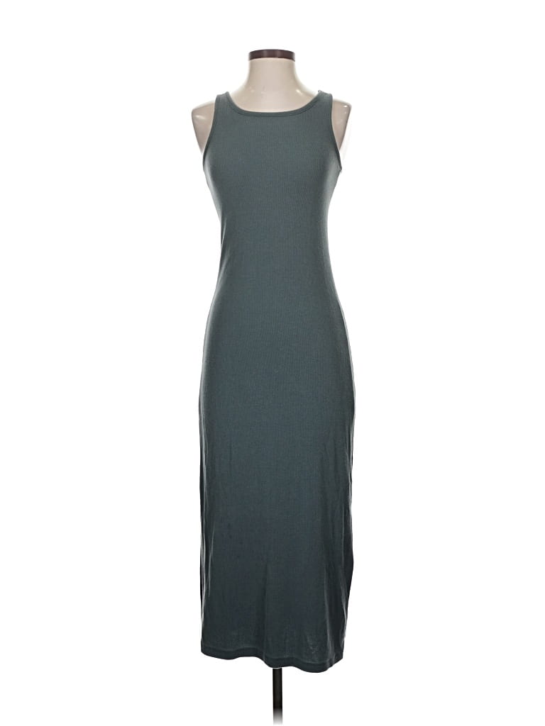 Pre-owned Quince Casual Dress In Gray