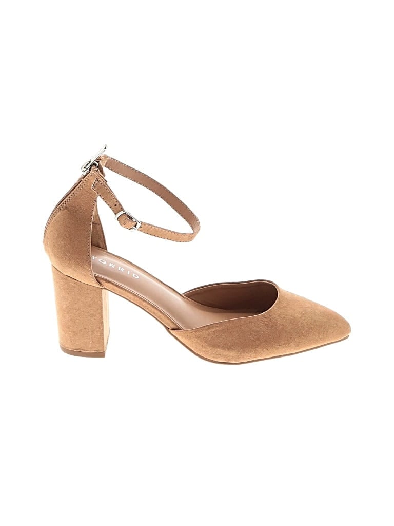 Pre-owned Torrid Sandals In Brown