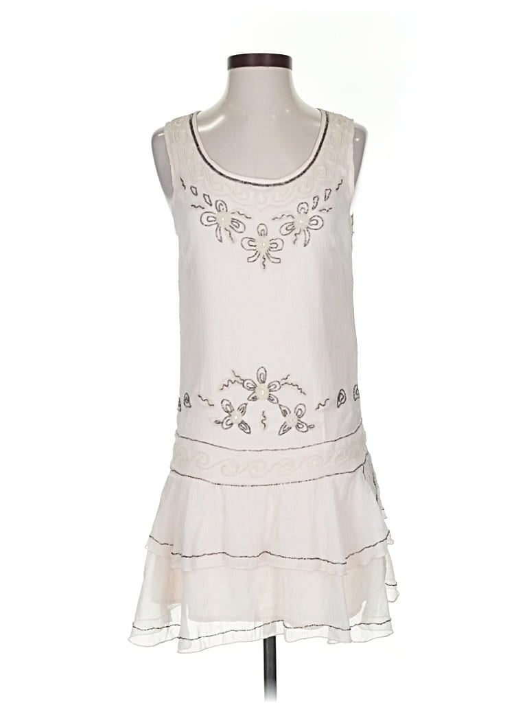 Pre-owned Forever 21 Casual Dress In White
