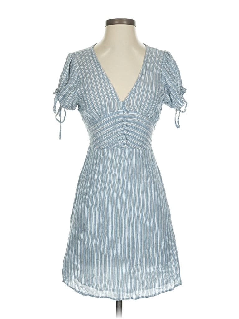 Pre-owned Urban Outfitters Casual Dress In Blue