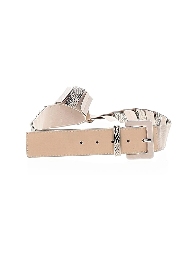 Kohl's Belt In White