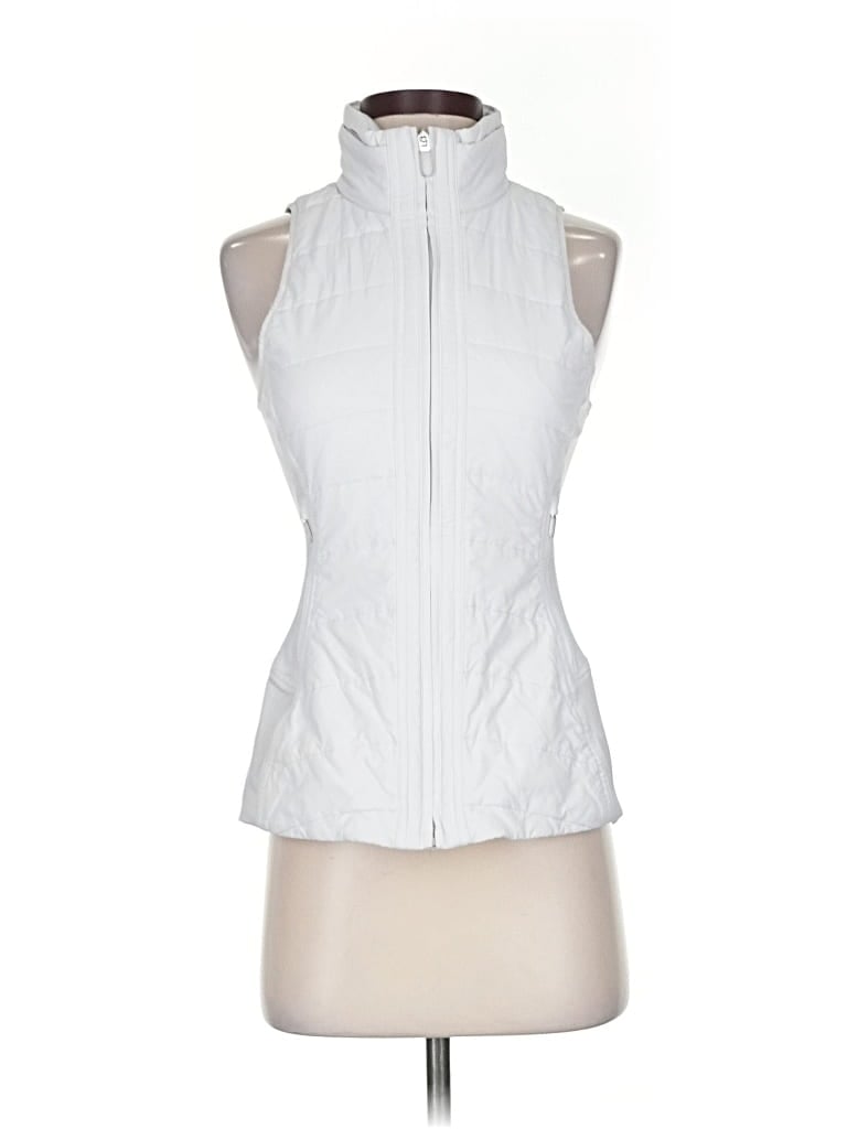 Pre-owned Lululemon Athletica Vest In White