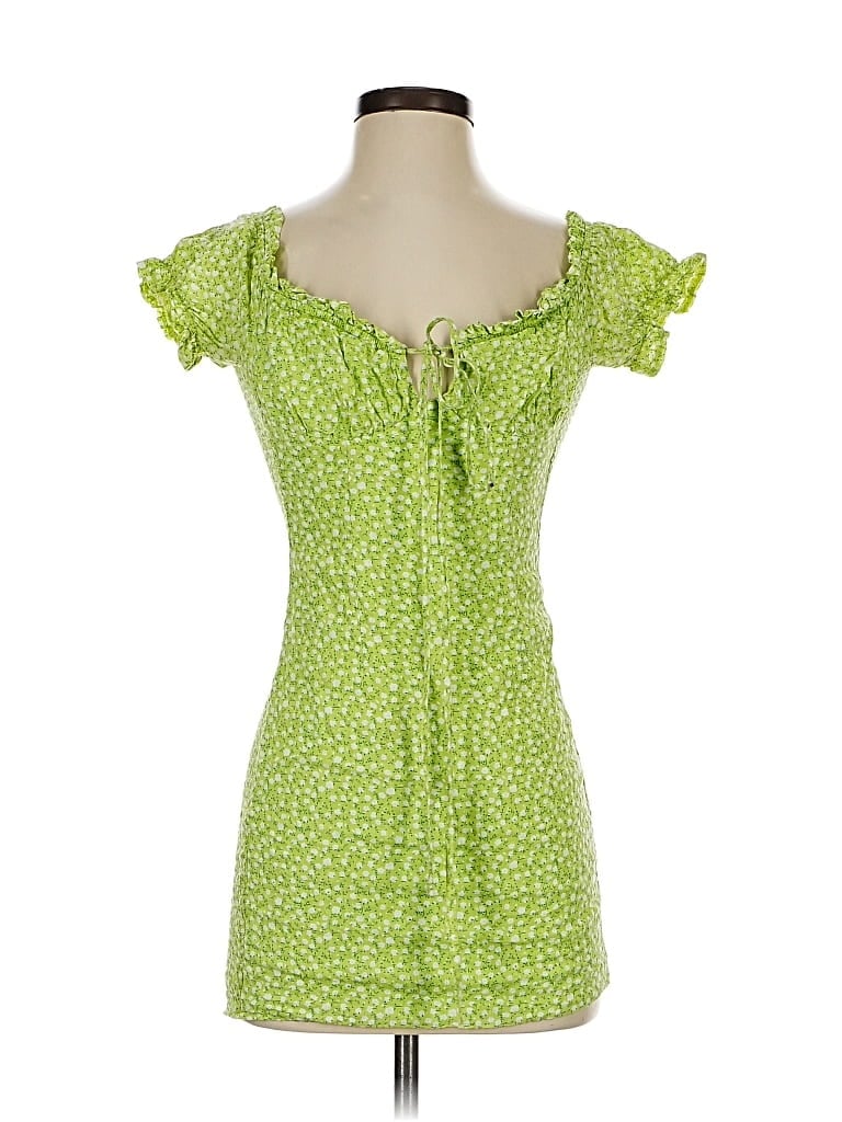 Pre-owned Princess Polly Casual Dress In Green