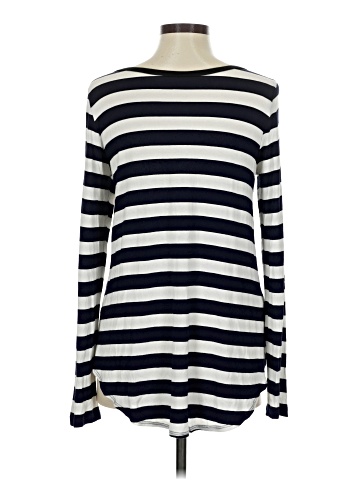 Red 23 Long Sleeve T-Shirt (view 2)