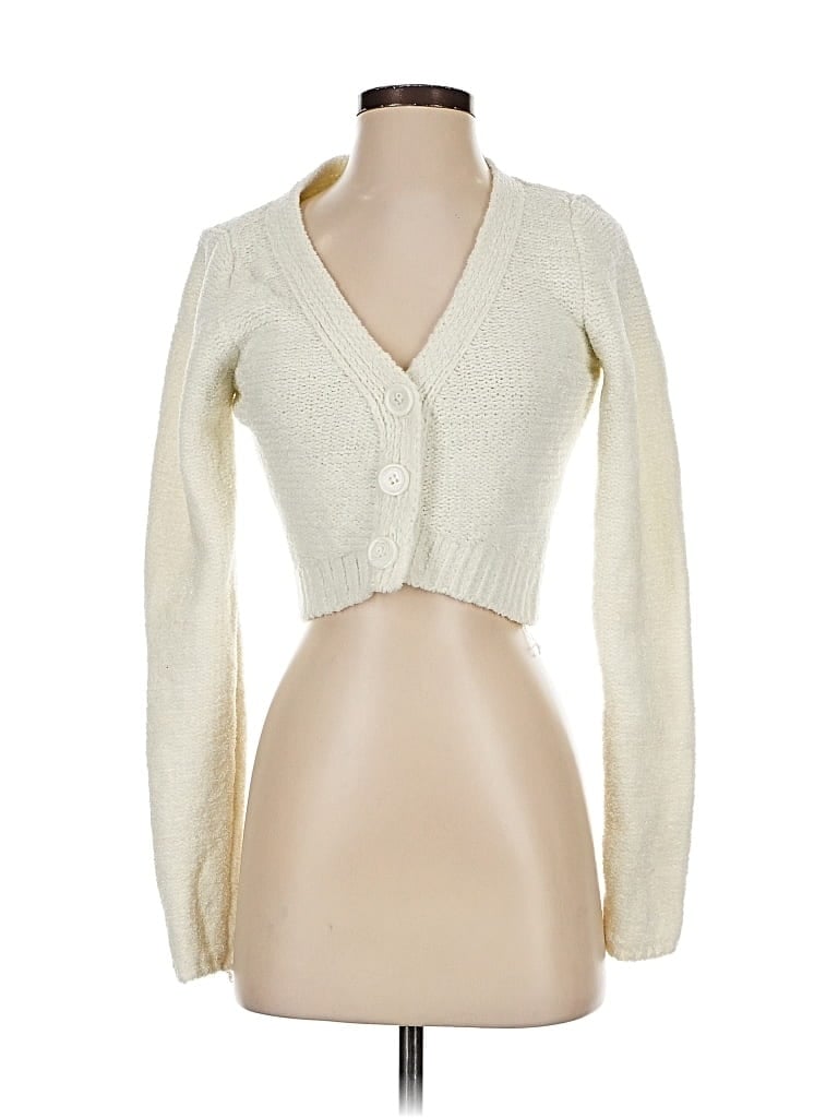 Click to view more detailed imagery on our partner's website Pre-owned Urban Outfitters Cardigan Sweater In White