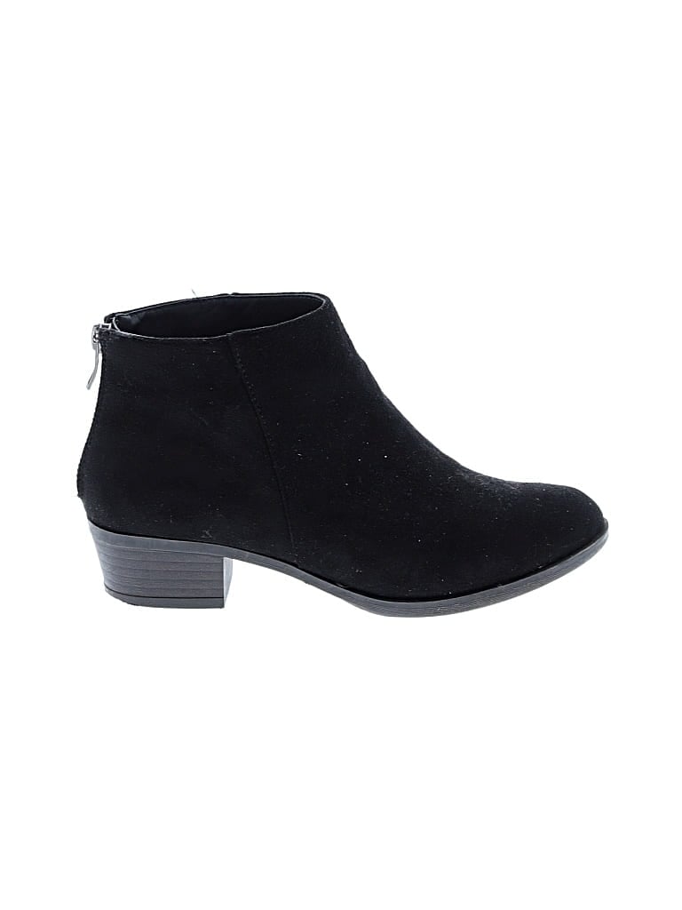 Pre-owned Just Fab Ankle Boots In Black