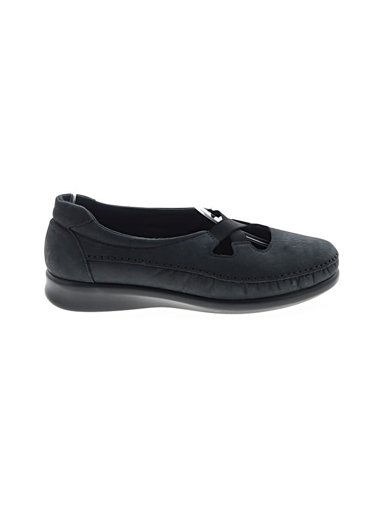Pre-owned Sas Flats In Black