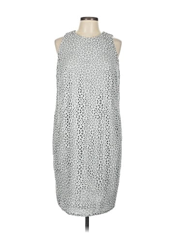 Carmen Marc Valvo Casual Dress (view 1)
