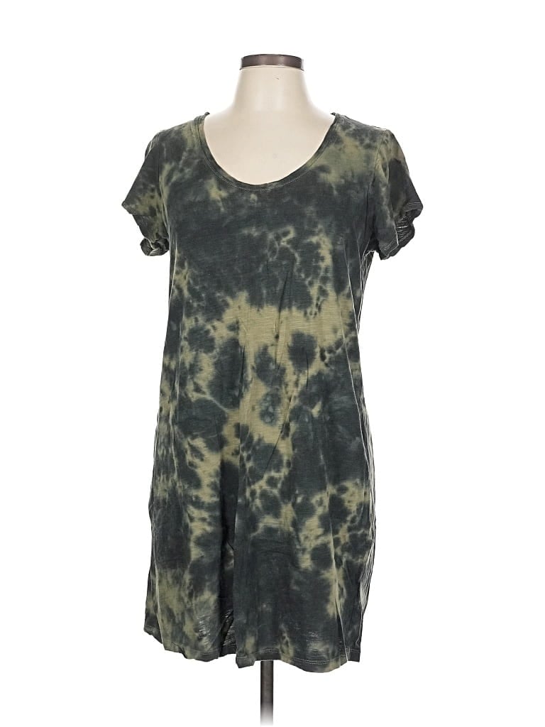 Pre-owned Social Standard By Sanctuary Casual Dress In Green