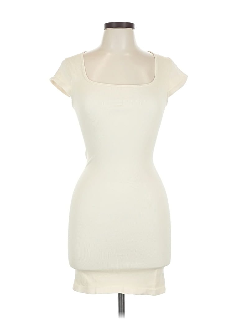 Pre-owned Oqq Casual Dress In White