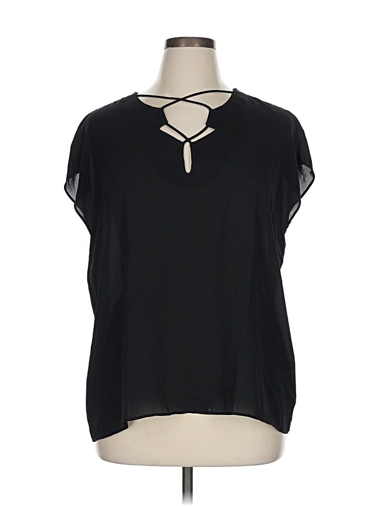 Pre-owned Bold Elements Short Sleeve Blouse In Black