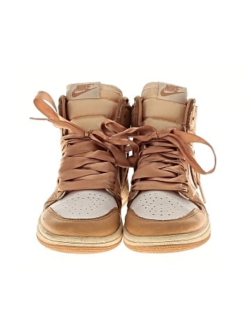 Air Jordan Sneakers (view 2)