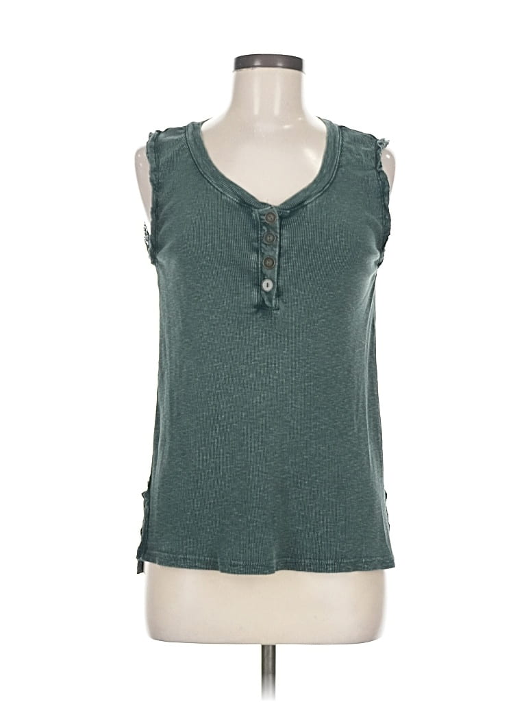 Pre-owned True Craft Sleeveless T-shirt In Green