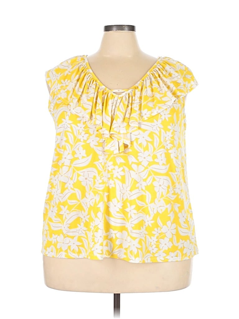 Pre-owned Cato Sleeveless Blouse In Yellow
