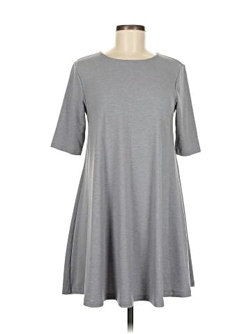 Old Navy Casual Dress (view 1)