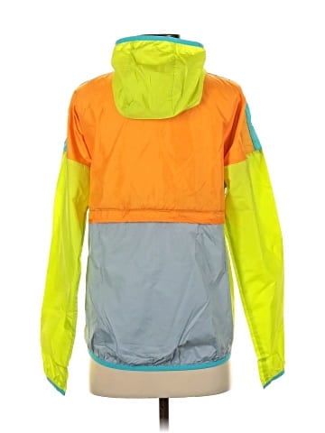 Cotopaxi Windbreaker (view 2)
