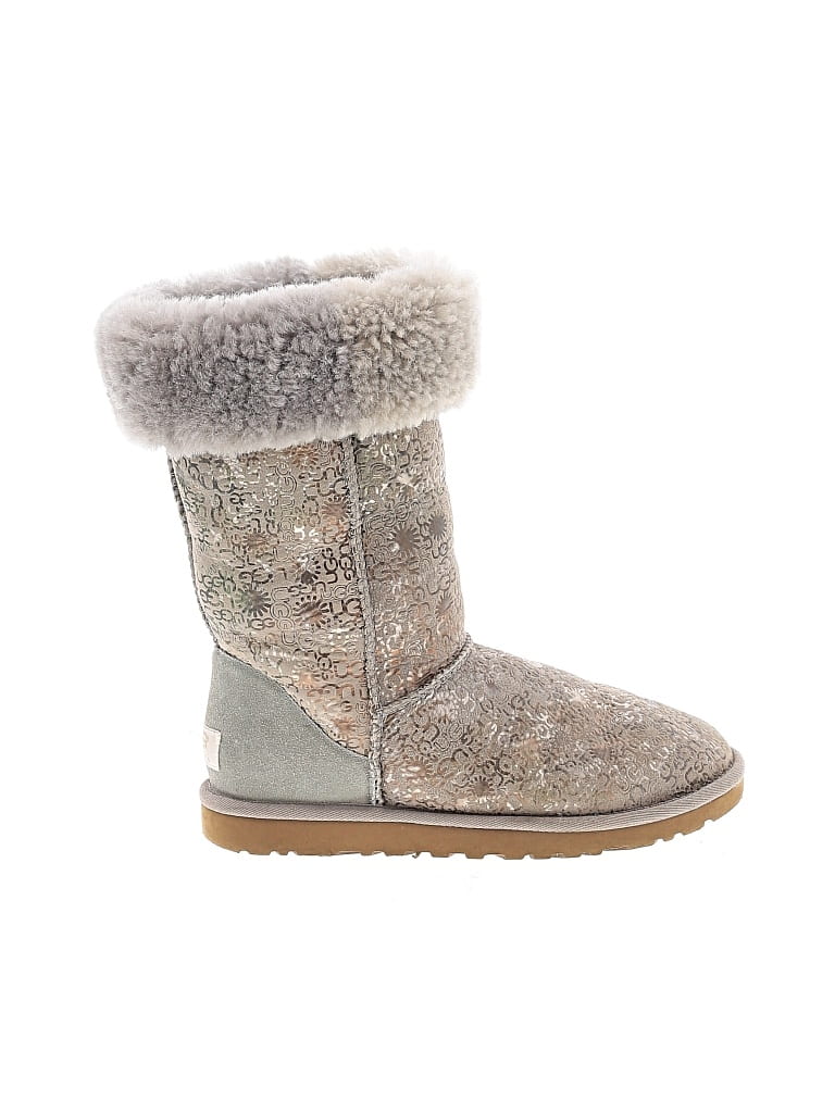 Pre-owned Ugg Boots In Silver