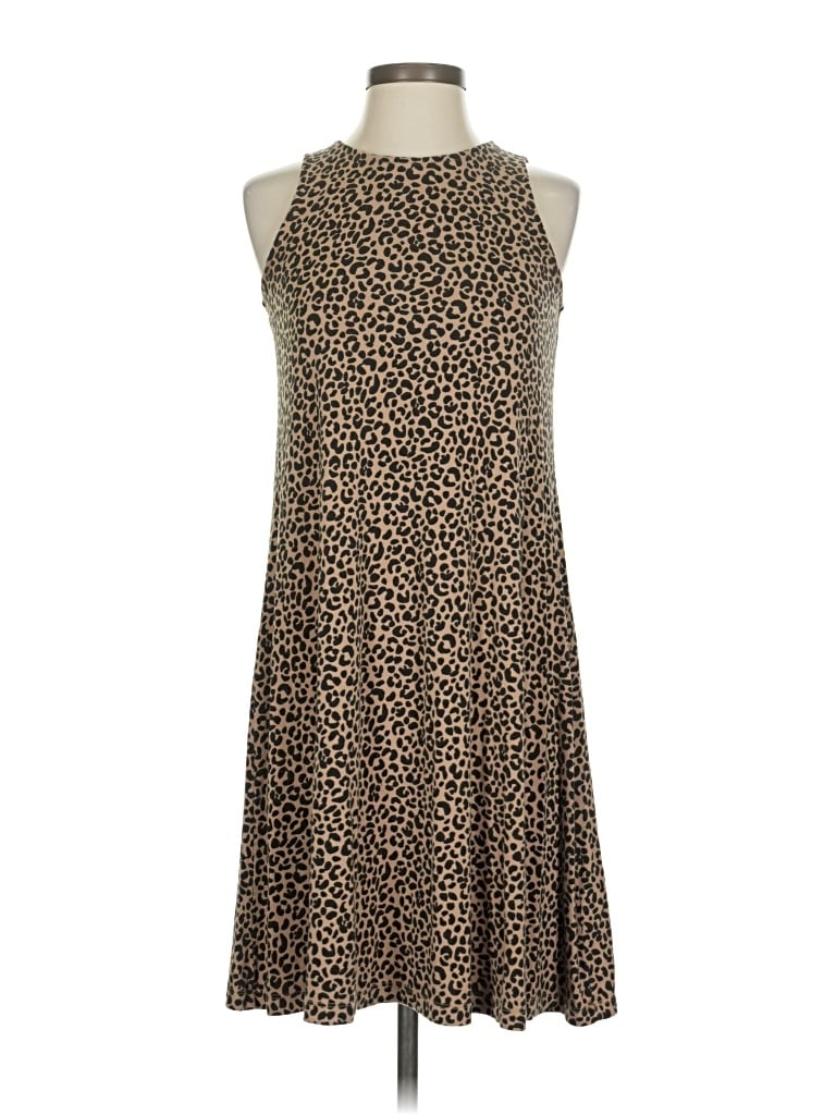 Pre-owned Old Navy Casual Dress In Brown